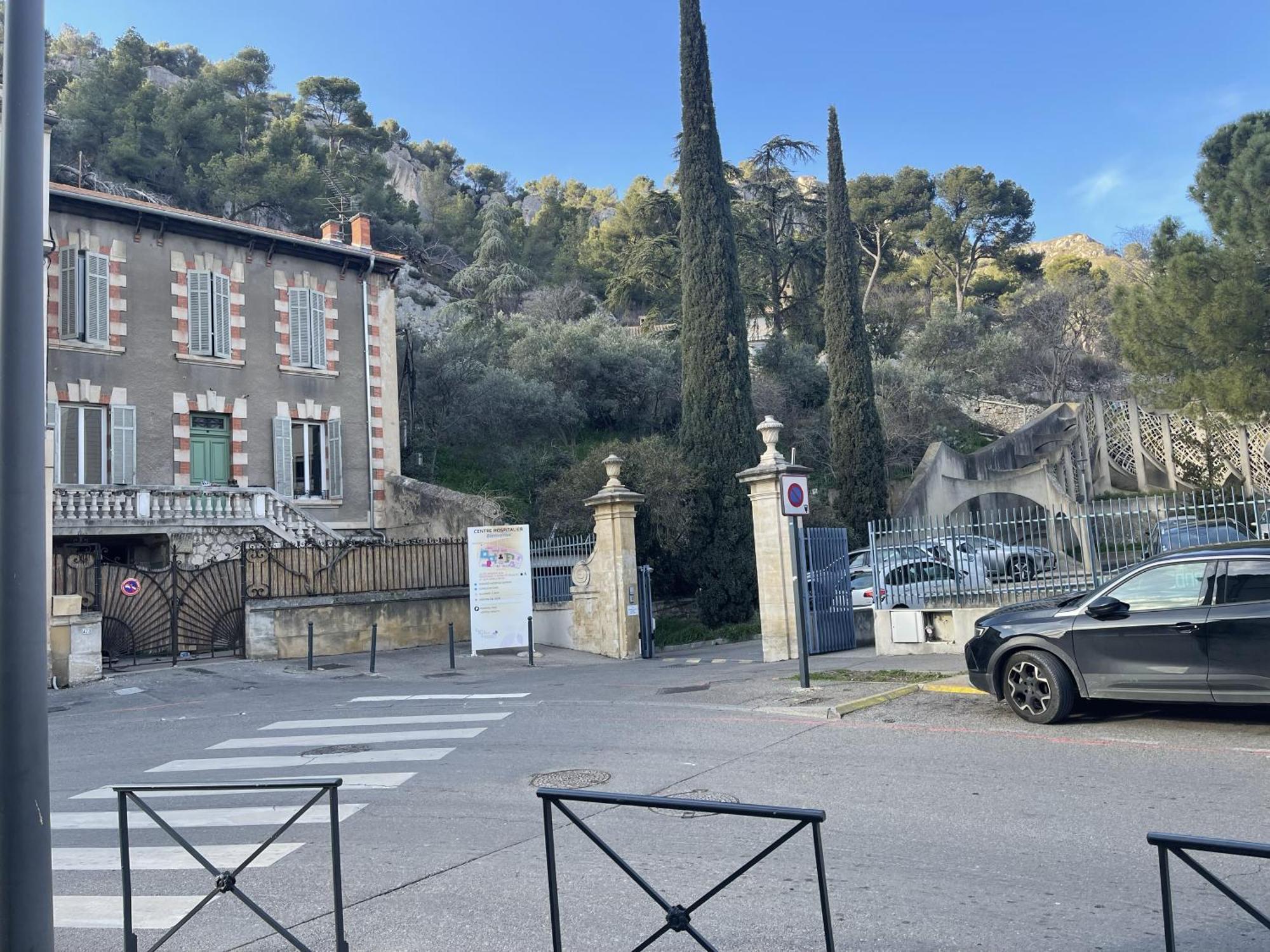 Apartment Le Petit Luberon Wifi Fibre